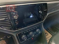 Volkswagen Atlas Cross Sport